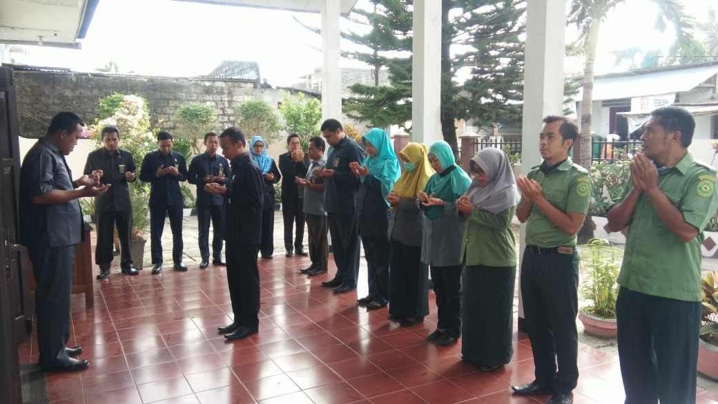 PENYERAHAN PIAGAM SATYA KARYA